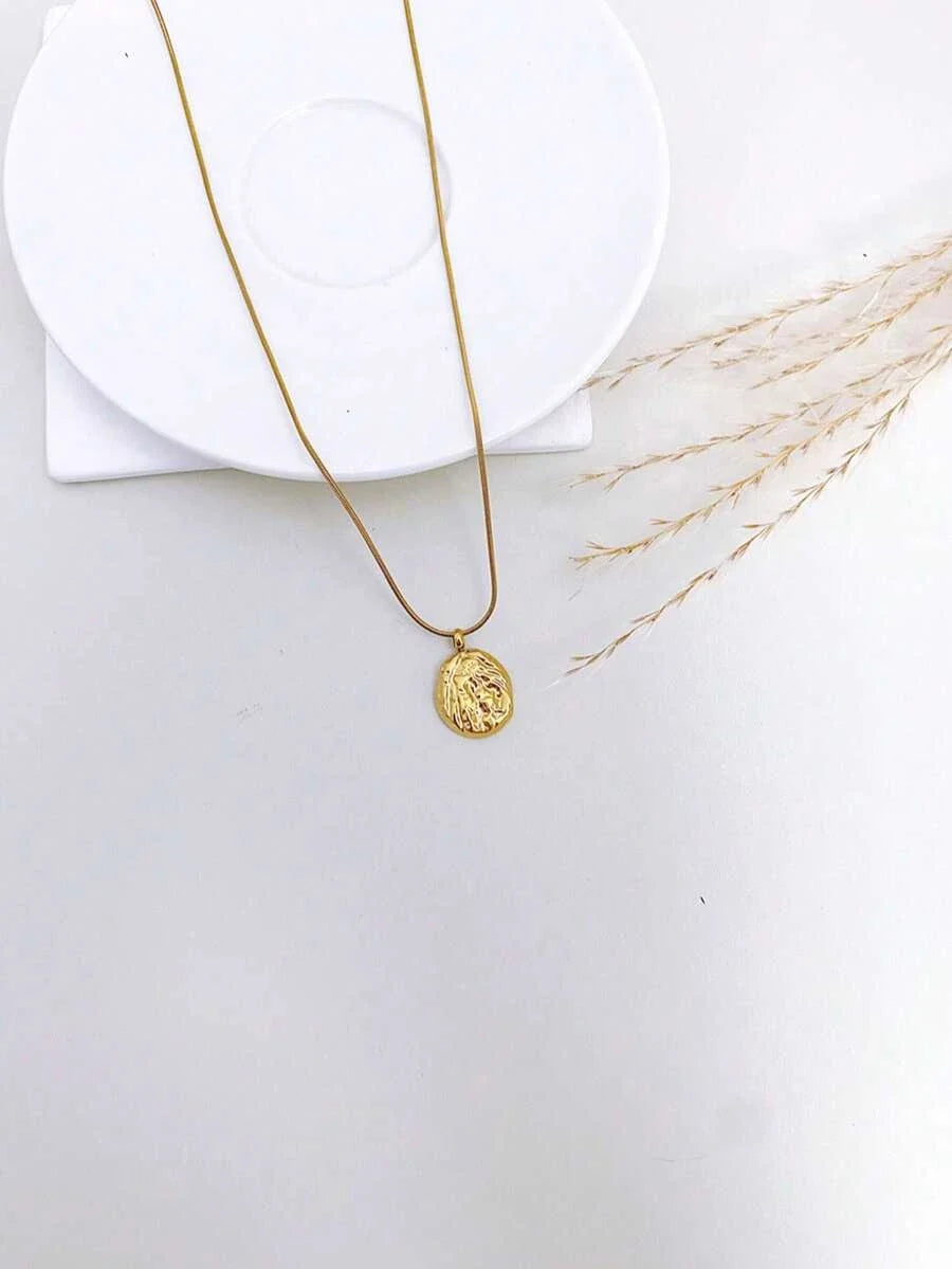 Vintage Gold Coin Choker Necklace