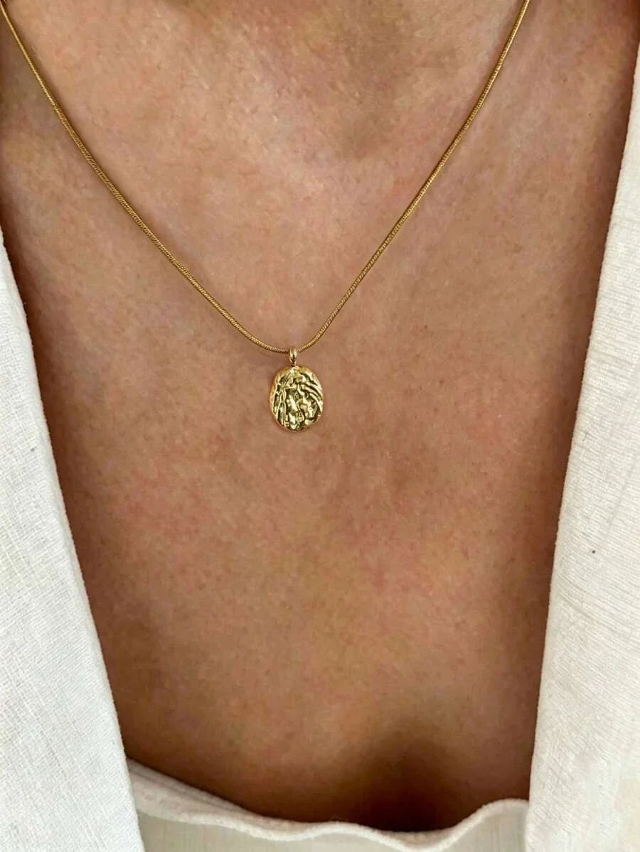 Vintage Gold Coin Choker Necklace