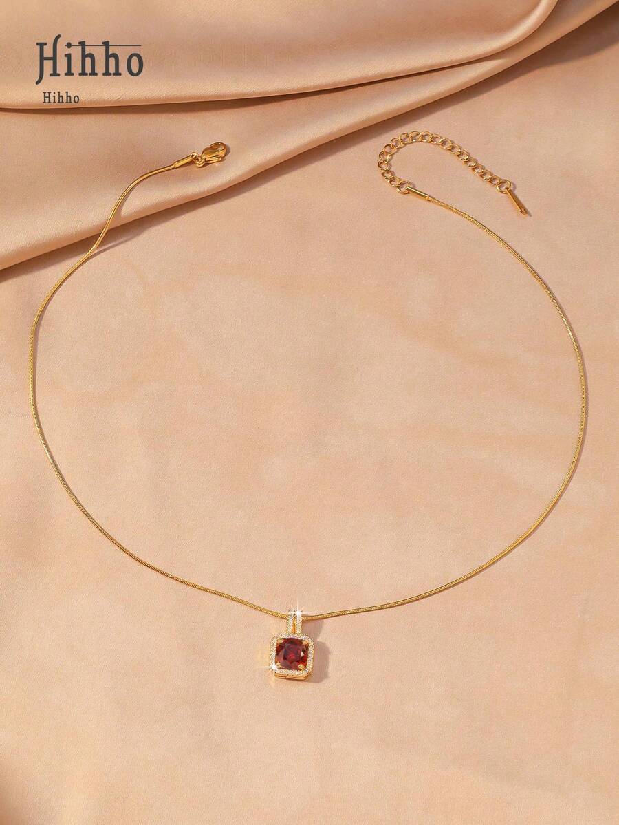 1pc Pink Gemstone Necklace, Gold Snake Bone Chain Luxurious Design, Suitable For Everyday Wear, Dates, Outfit Accessory