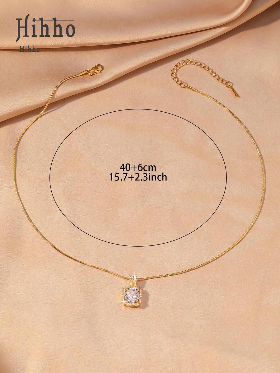 1pc Pink Gemstone Necklace, Gold Snake Bone Chain Luxurious Design, Suitable For Everyday Wear, Dates, Outfit Accessory