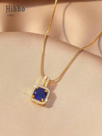 1pc Pink Gemstone Necklace, Gold Snake Bone Chain Luxurious Design, Suitable For Everyday Wear, Dates, Outfit Accessory