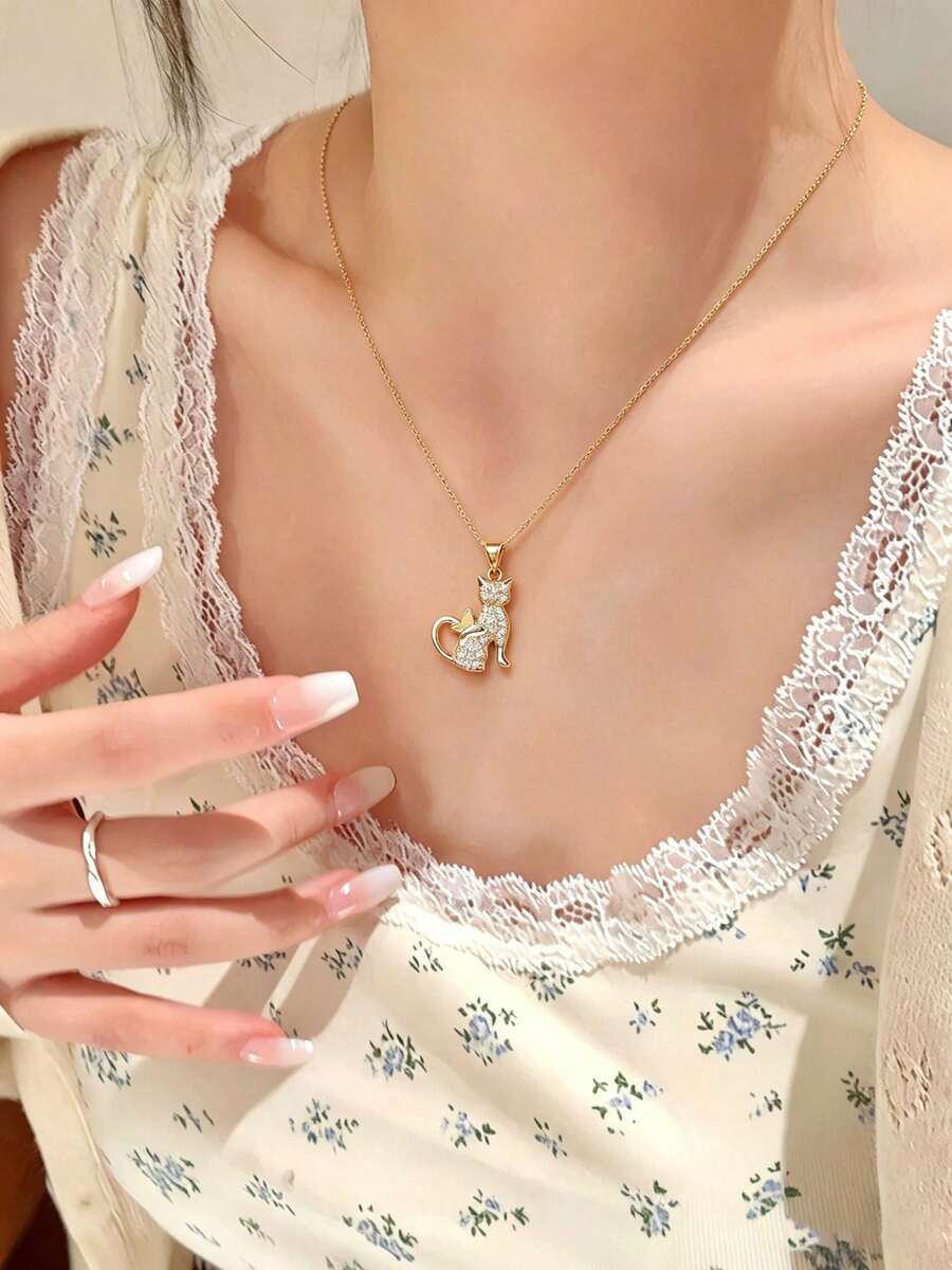1pc Versatile Niche Ins-Style Luxury Design Cat