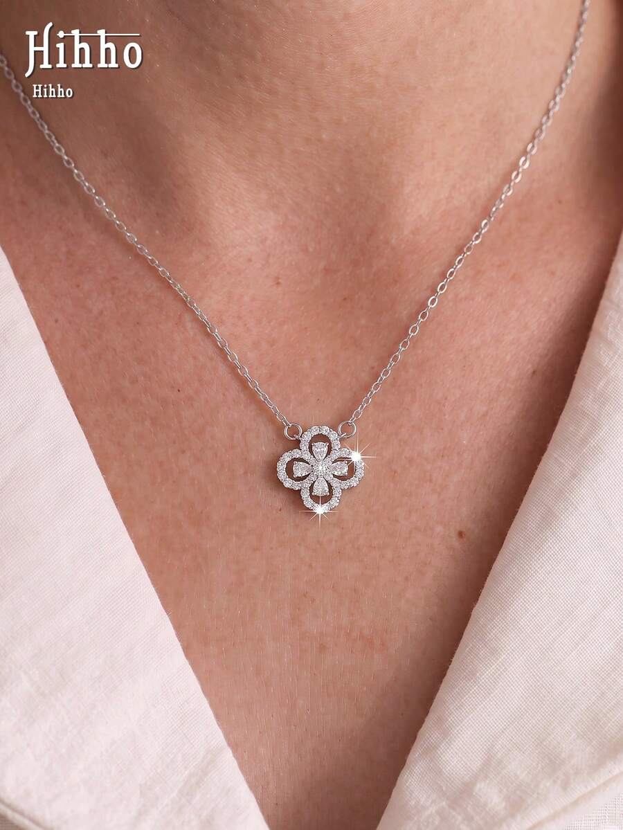 1pc Luxury Full Zirconia Four-Leaf Clover Collarbone Necklace, Exquisite Sparkling Design, Women's Commute Accessory Gift