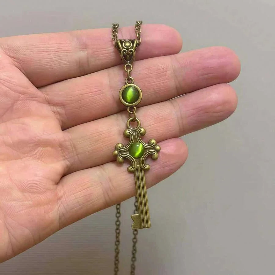 Victorian Green Gemstone Pendant Necklace