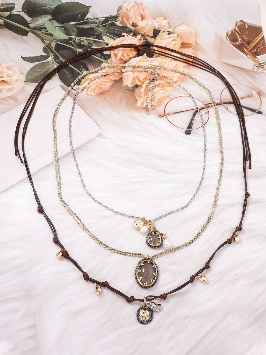 Vintage French Style Faux Pearl Necklace