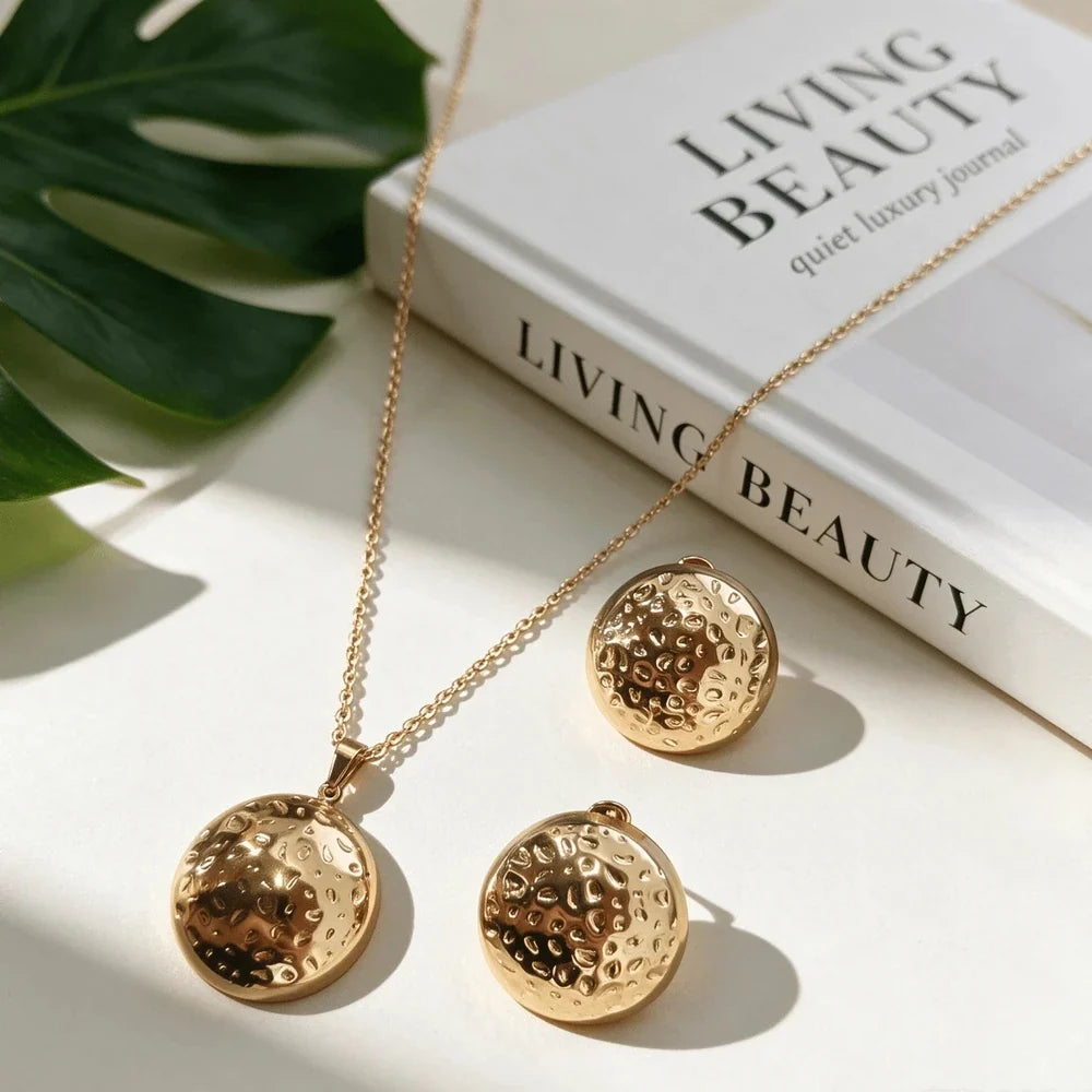 Vintage French Style Hammered Round Disc Necklace Set