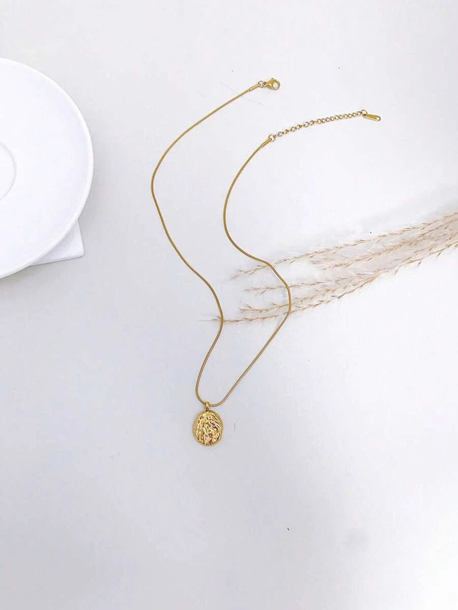Vintage Gold Coin Choker Necklace