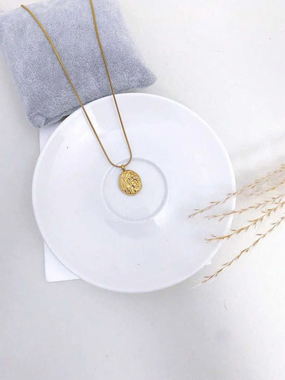 Vintage Gold Coin Choker Necklace